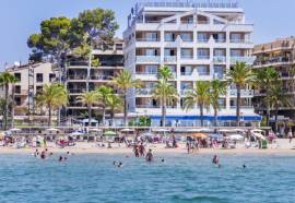 Casablanca Playa Hotel & Suites