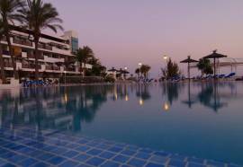 Sandos Papagayo Beach Resort