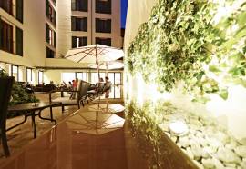 Petit Palace Hotel Tres