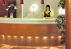 Aqua Hotel Montagut Suites