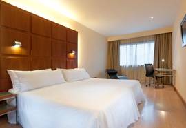 TRYP Valencia Azafata Hotel