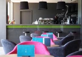 Artiem Audax - Adults Only