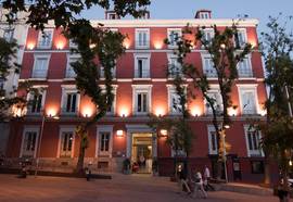 Petit Palace Santa Barbara