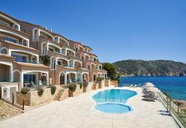 Bahia Camp de Mar Suites