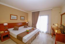 Hotel Mainake