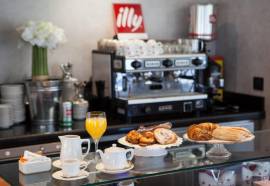 Nuria Hotel