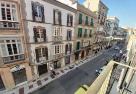 Del Parque Flats Central