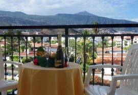 La Carabela Apartments