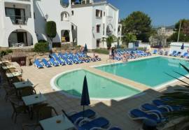 Flipflop Surfing Playa Apartments