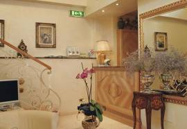 Dieci Hotel