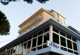La Perla Hotel