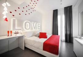 Hotel Love Boat