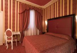 Alcyone Hotel