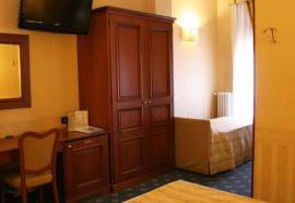 Lancaster Hotel