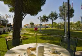 Hotel Monaco & Quisisana