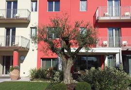 La Grotta Hotel