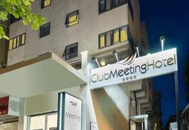 Club Meeting Hotel