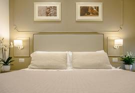 Hotel Ambassador