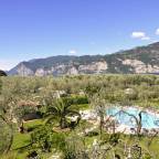 Премиальные туры на озеро Гарда, Италию из Сочи, для 2 взрослых, июнь 2024 - Villa Florida Suites & Suite Apartments