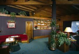 Majoni Hotel