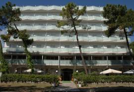 Hotel Sahara