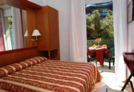 Nadir Hotel