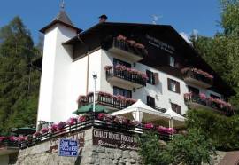 Chalet Fiocco di Neve Hotel & Restaurant