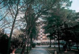 Auto Park Hotel