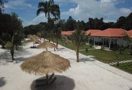 Saracen Bay Resort