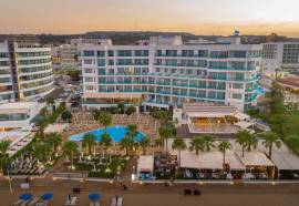 Vrissaki Beach Hotel