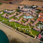 Премиальные туры на Кипр в отели 4* для 2 взрослых на 8 дней на апрель 2026 - Robinson Cyprus