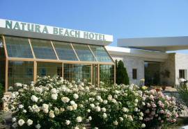 Natura Beach Hotel & Villas