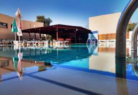 Florea Hotel Apartments