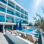 Туры в визовые страны в лучшие отели для 2 взрослых на 10 дней от Biblio Globus на май 2026 - Sunny Blue Hotel