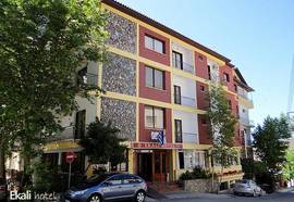 Ekali Hotel
