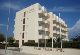 Iris Beach Hotel