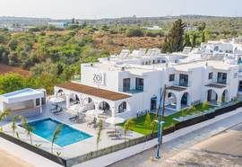 Hotel ZOI