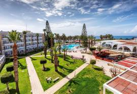 Louis Phaethon Beach