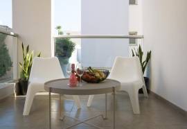 Phaedrus Living City Centre Luxury Flat Anemone 103