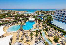Tasia Maris Beach Hotel
