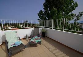 Renos Tourist Apartments