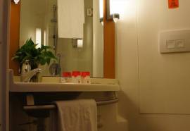 ibis Shanghai World EXPO Hotel