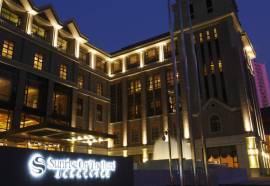 Sunrise on the Bund Hotel, Shanghai