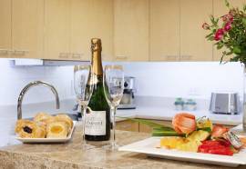 Shanghai Centre Serviced Apartment