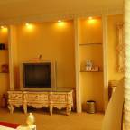 Недорогие для молодоженов туры в лучшие отели 5* для 2 взрослых от Travelata на новый год 2025 - Nanyang King'S Gate