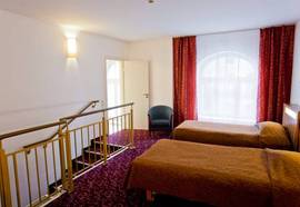 City Hotel Teater