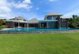 Villa Aqua by Oazure