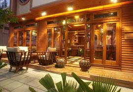 Eureka Serenity Athiri Inn