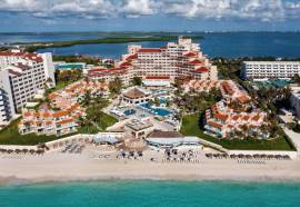 Wyndham Grand Cancun All Inclusive Resort & Villas