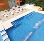 Горящие туры в Мексику, в отели 4*, для 2 взрослых, на 8 дней 2024 - Wyndham Garden Cancun Downtown